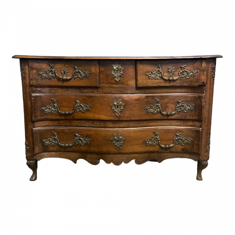 Commode régence en noyer époque 18e