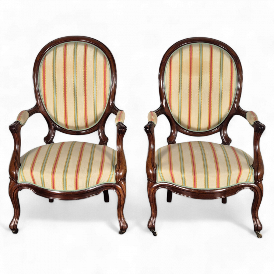 Paire de Fauteuils en Acajou de style Napoléon III