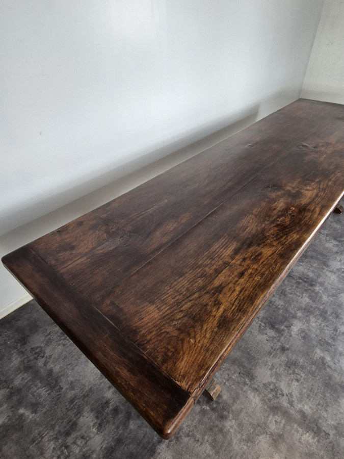 Table de Monastère en Orme Massif