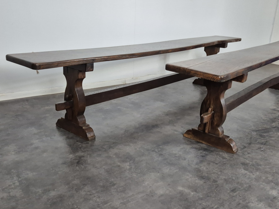 Paire de bancs de Monastère en Orme Massif