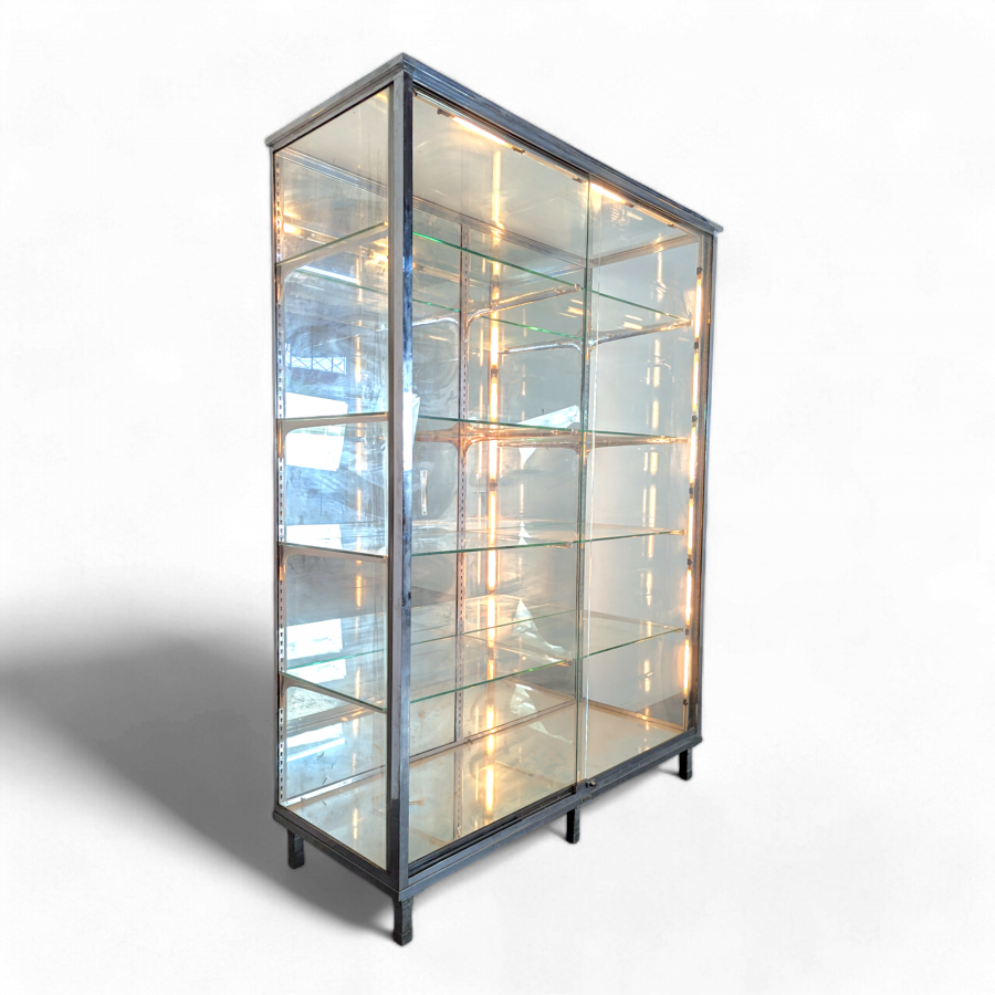 Vitrine de magasin en bronze nickelé maison Paul Grivois