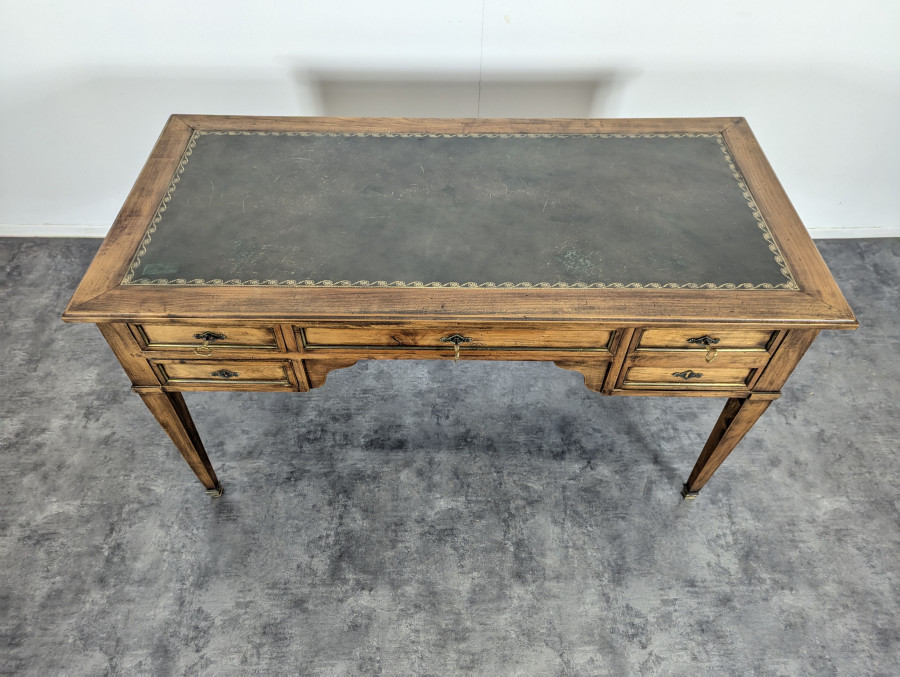 Bureau de style Directoire