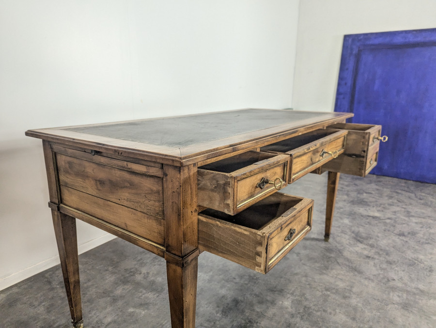 Bureau de style Directoire