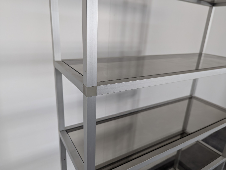 Etagère style Space Age en aluminium et verre fumé