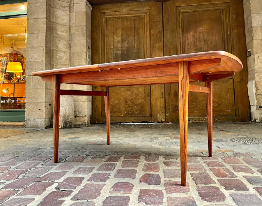 Table Scandinave en Palissandre avec allonges