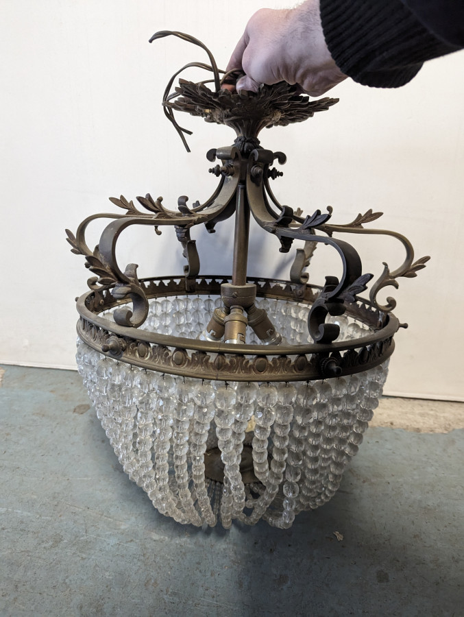 Lustre en bronze à perles tombantes époque 1900