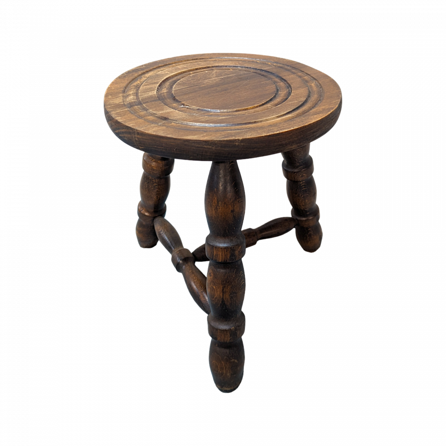 Tabouret tripode rustique en chêne