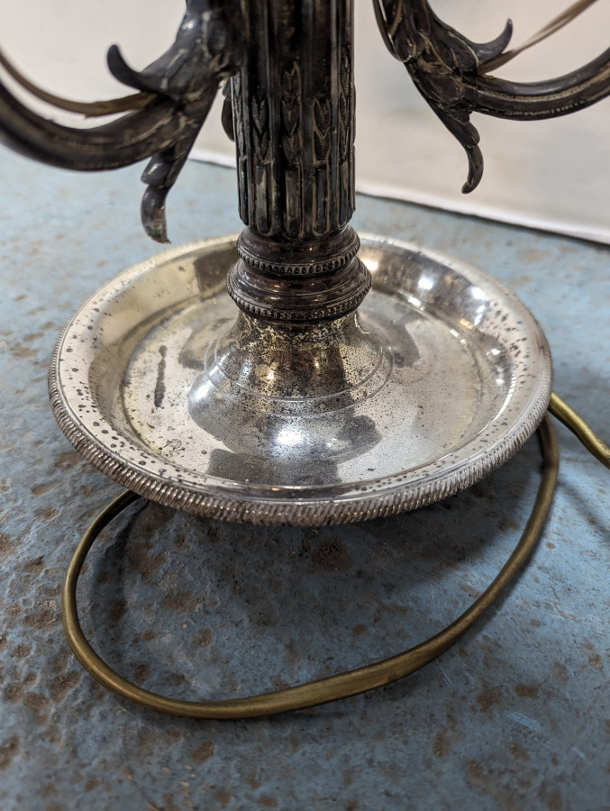 Lampe bouillote en bronze argenté