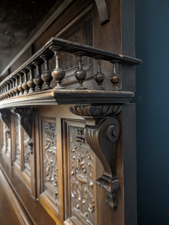 Buffet de style Renaissance en Noyer