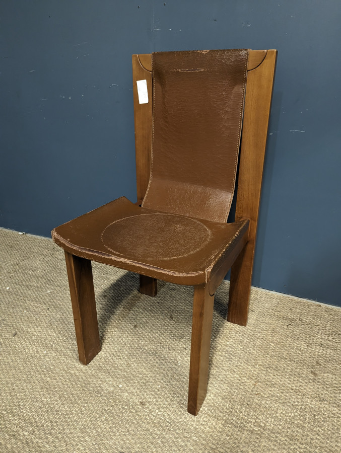 Série de 4 chaises en orme et cuir de Luigi Gorgoni
