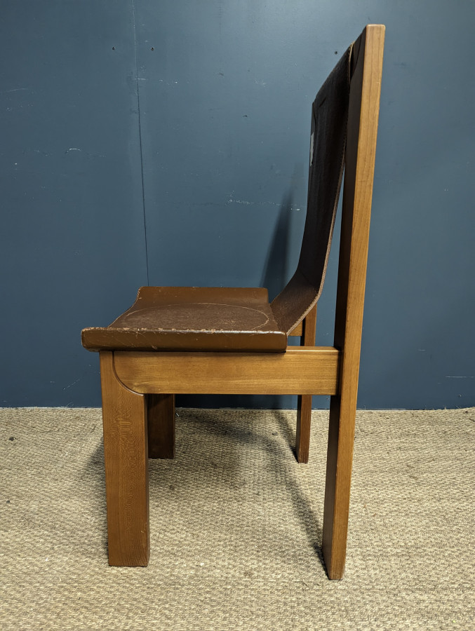 Série de 4 chaises en orme et cuir de Luigi Gorgoni