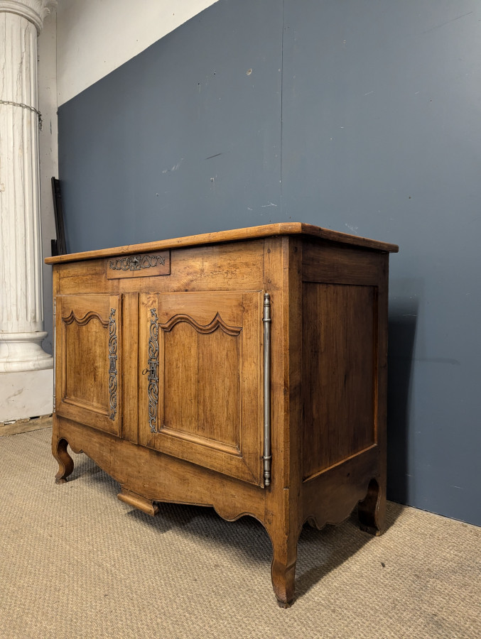 Buffet en merisier de style provençale début XIXe