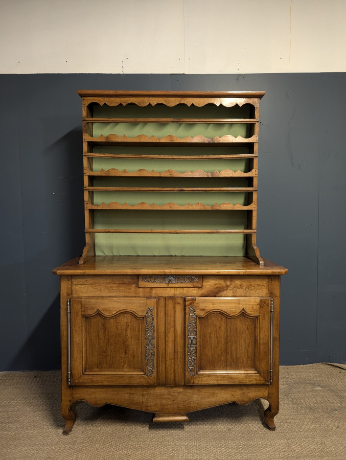 Buffet en merisier de style provençale début XIXe