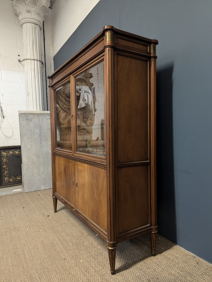 Vitrine en Merisier de style Louis XVI