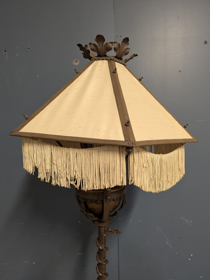 Lampadaire en fer forgé DLG Art and Craft