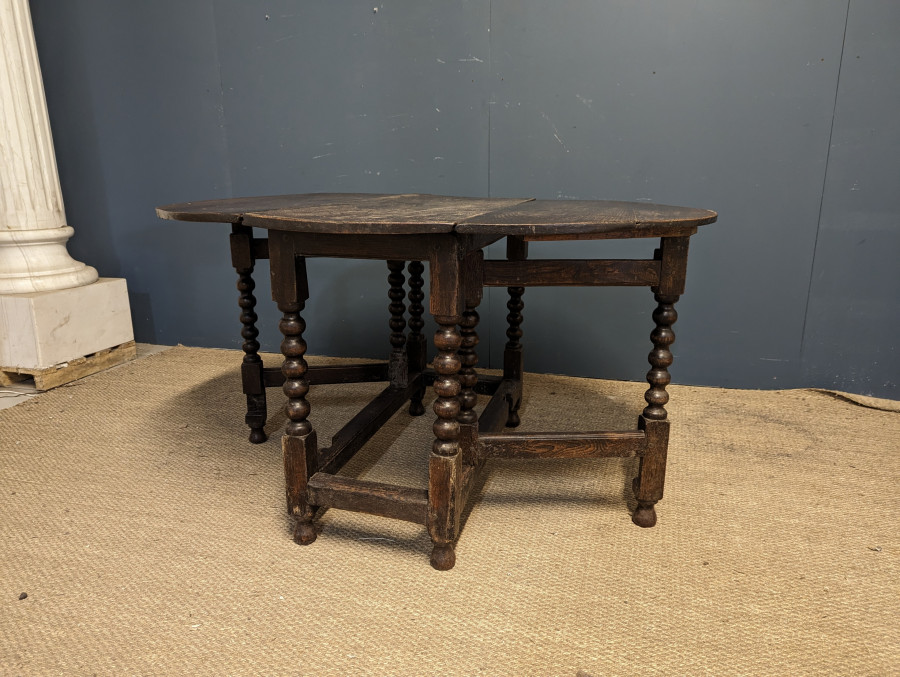 Table Gateleg du XIXe piéds bobines