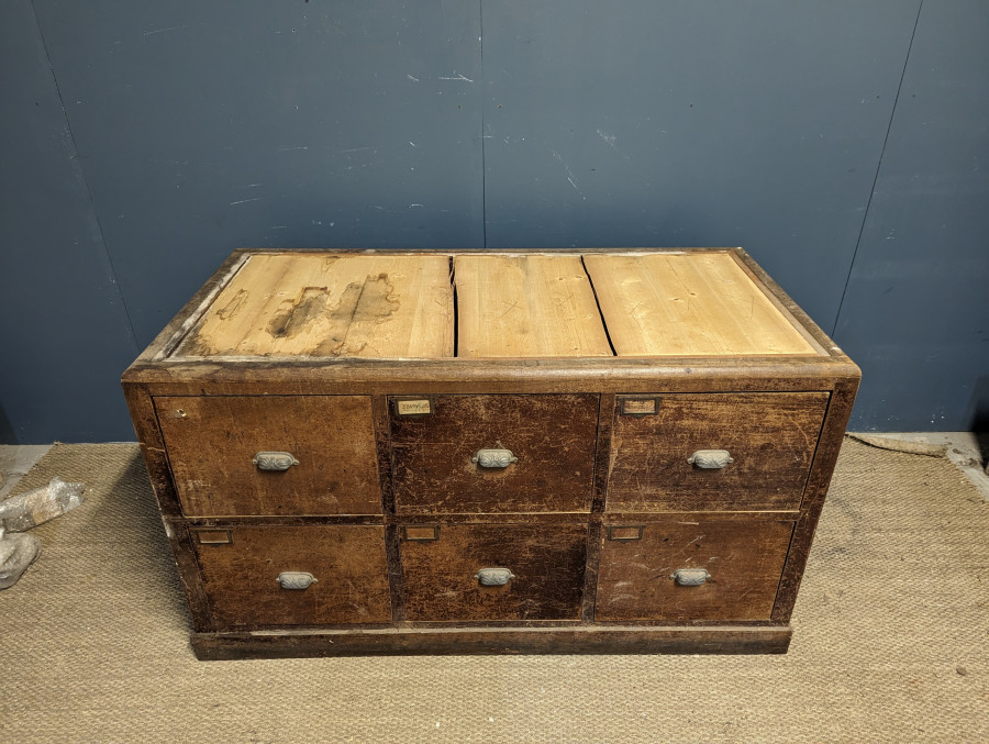Meuble de métier ou d'atelier
