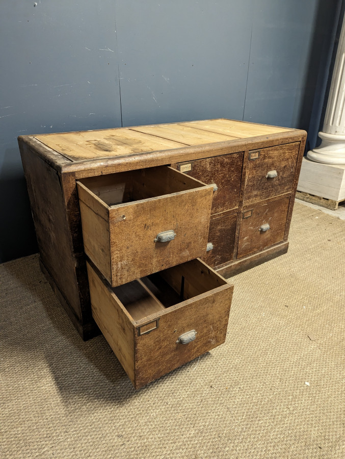 Meuble de métier ou d'atelier