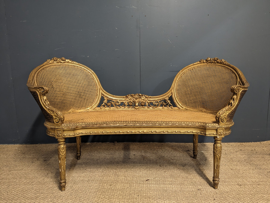 Banquette cannée Napoléon III en bois doré