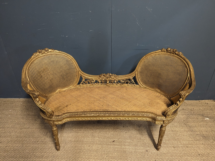 Banquette cannée Napoléon III en bois doré