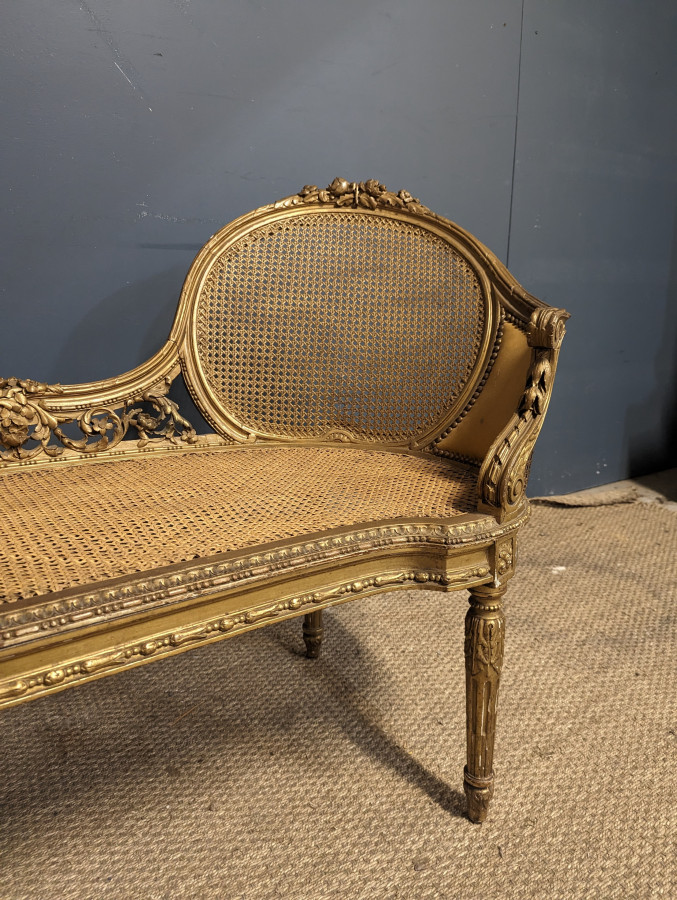 Banquette cannée Napoléon III en bois doré