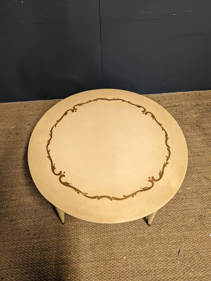 Table basse laquée de style Néo Classique