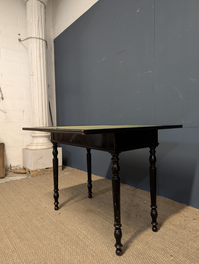Table à jeux noire
