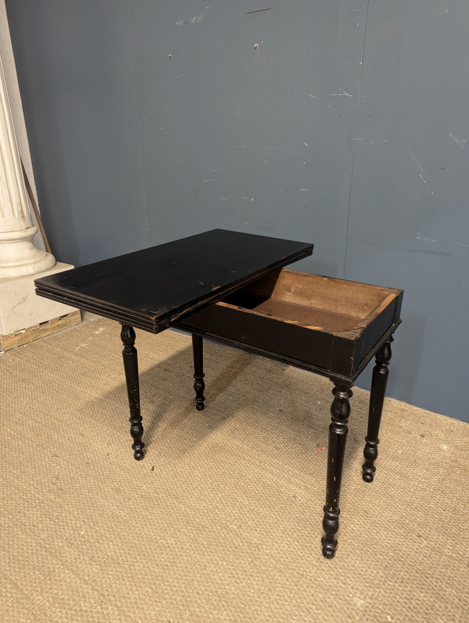 Table à jeux noire