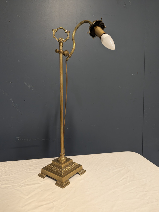 Lampe de bureau en bronze