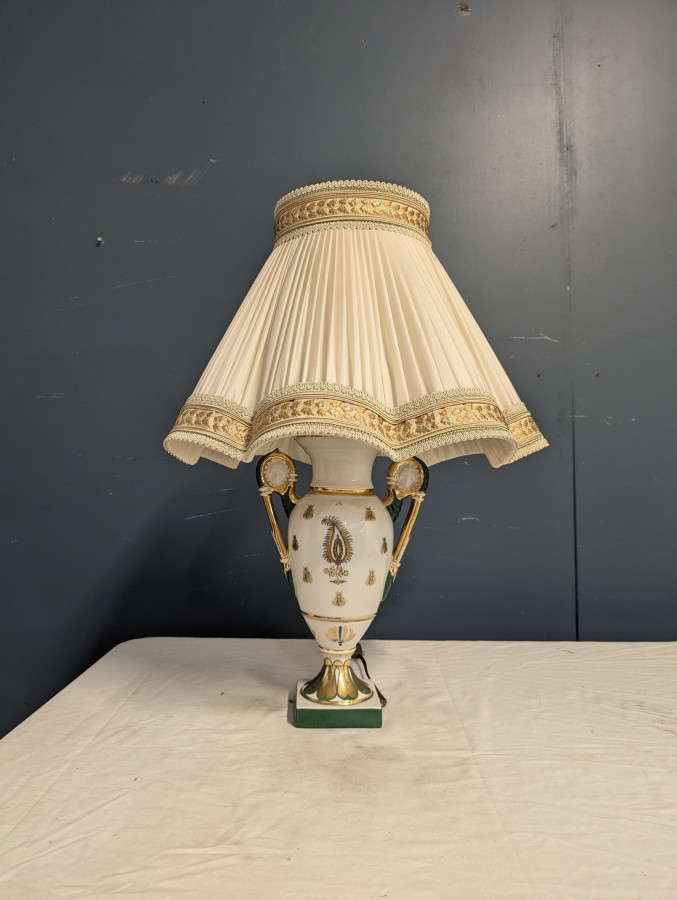 Vase époque Empire porcelaine de Paris monté en lampe