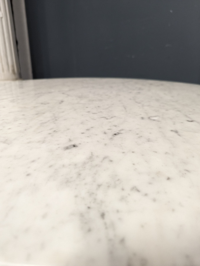 Table tulipe en marbre DLG Eero Saarinen