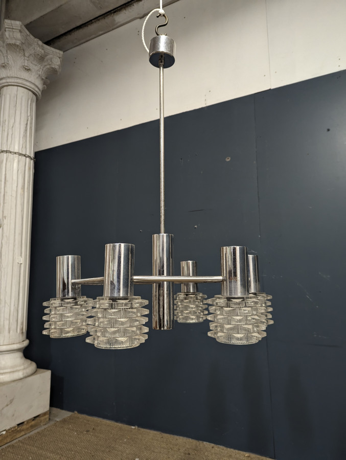 Lustre de style Space Age design Italien