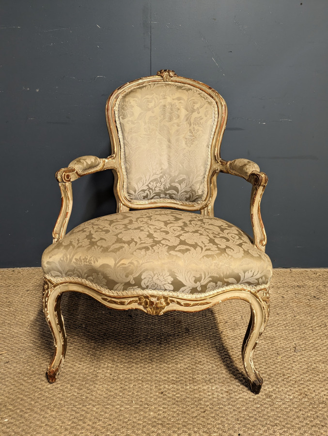 Série de 4 fauteuils époque Louis XV
