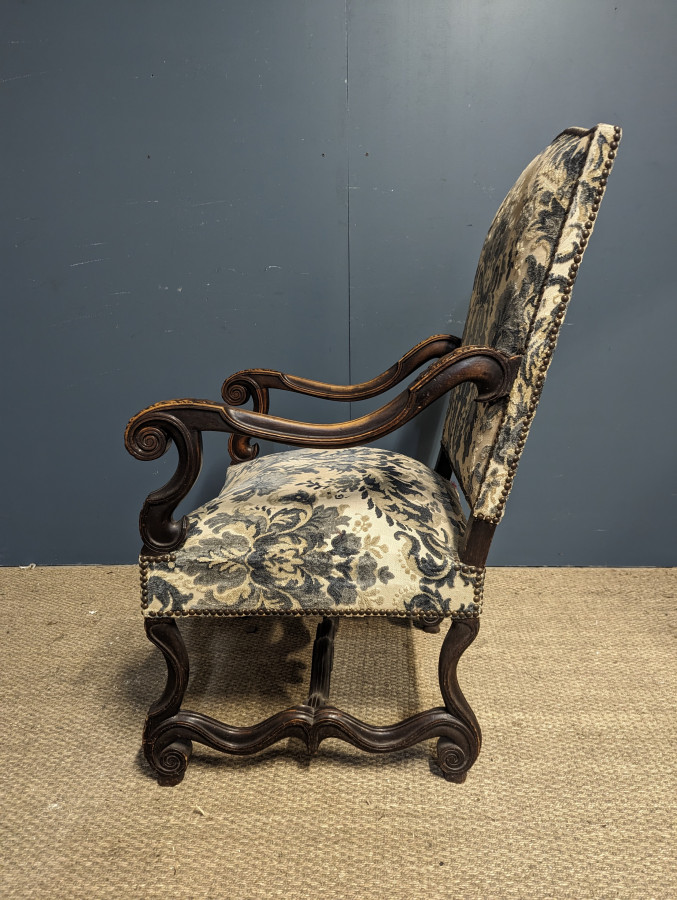 Paire de fauteuils de style Louis XIII