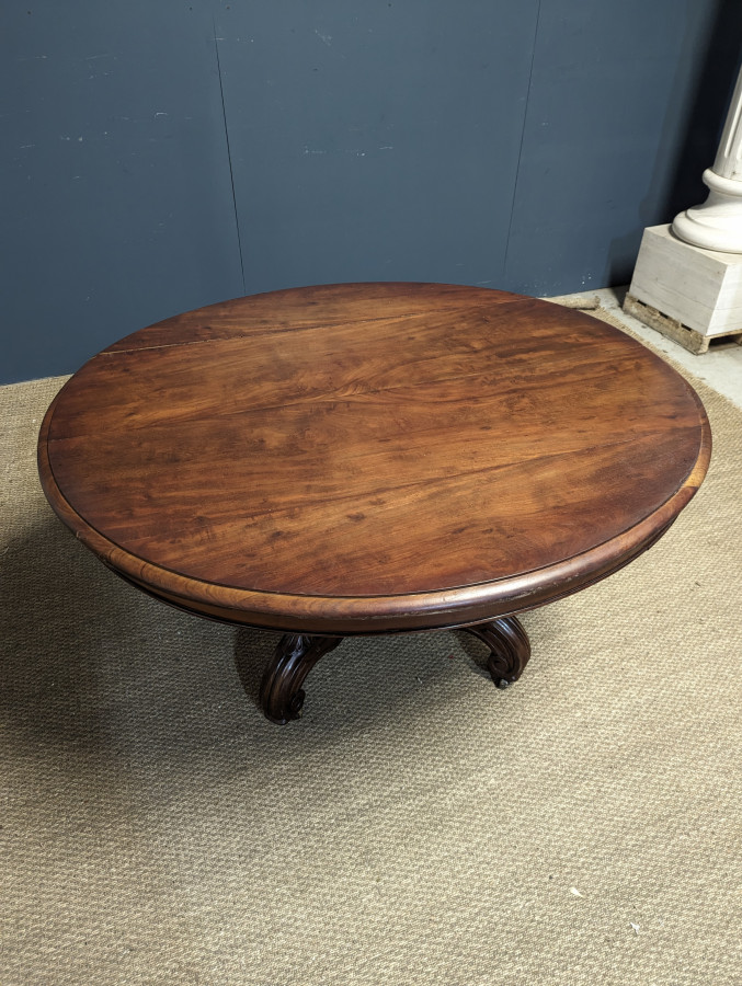 Table de style Napoléon III