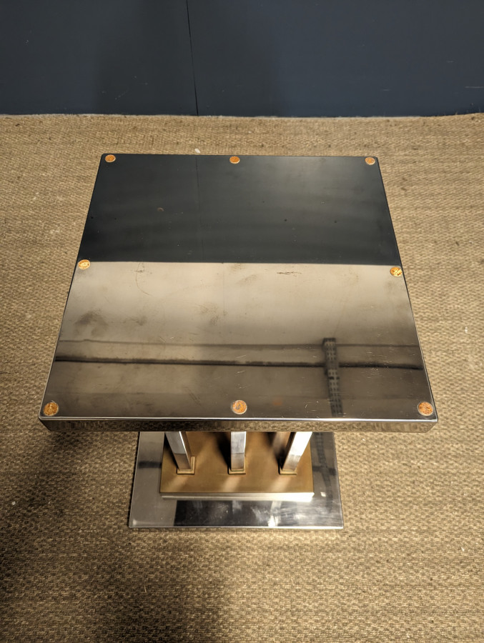 Table octogonale pied central Romeo Rega hollywood