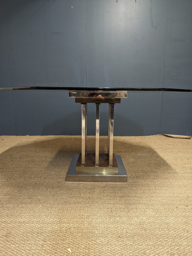 Table octogonale pied central Romeo Rega hollywood