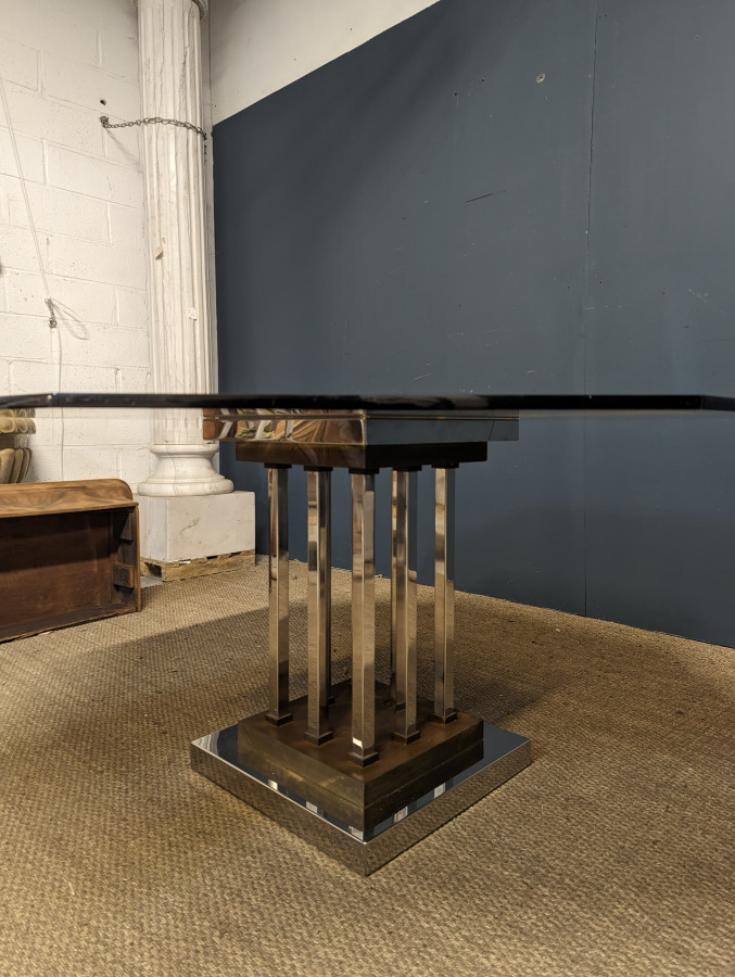 Table octogonale pied central Romeo Rega hollywood
