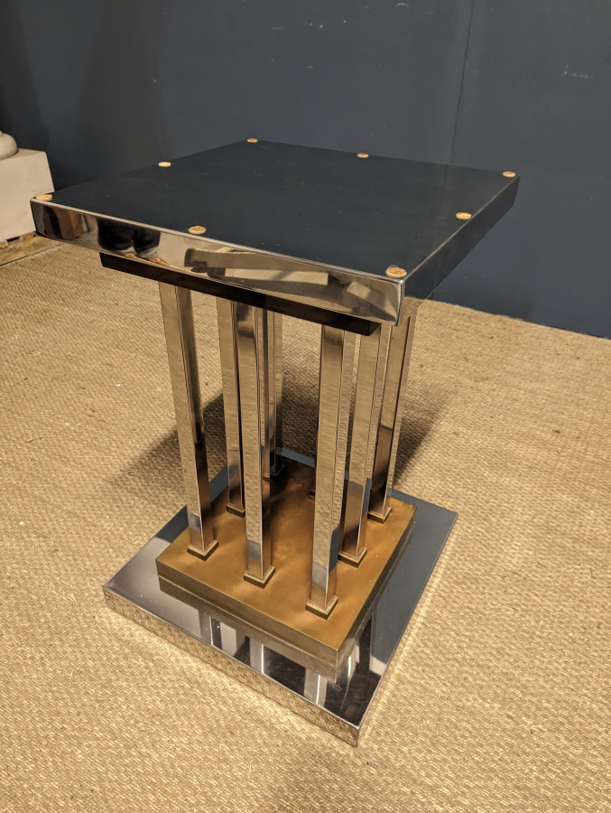 Table octogonale pied central Romeo Rega hollywood