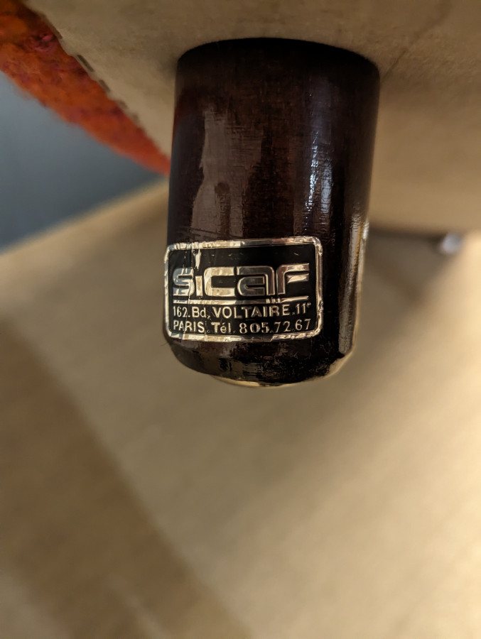 Canapé tissu bouclette garnit de plûmes d'oies Sicaf