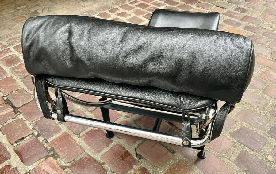 Chaise longue LC4 de Charlotte Perriand, Le Corbusier