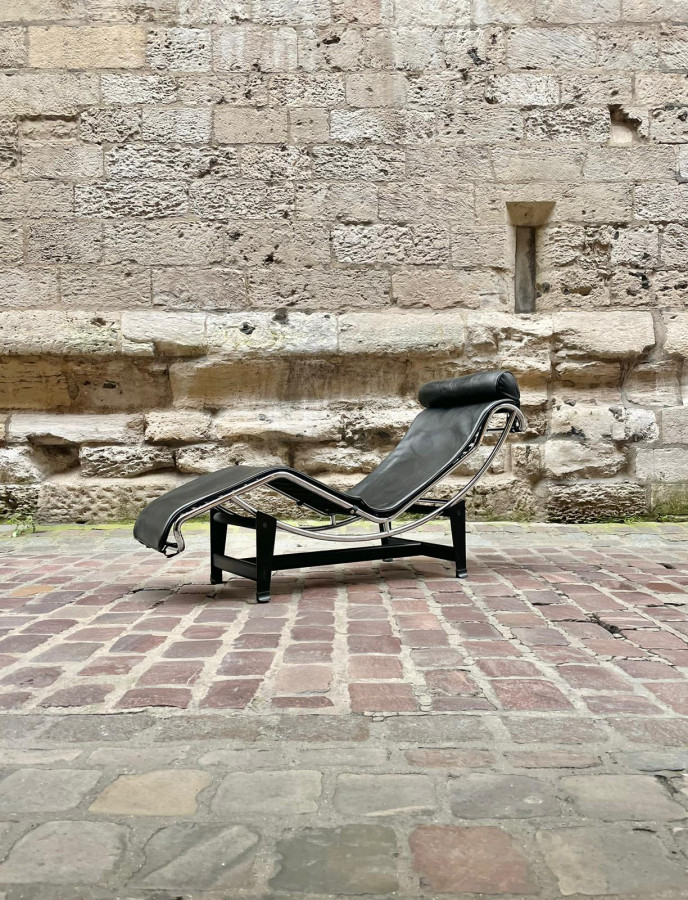 Chaise longue LC4 de Charlotte Perriand, Le Corbusier