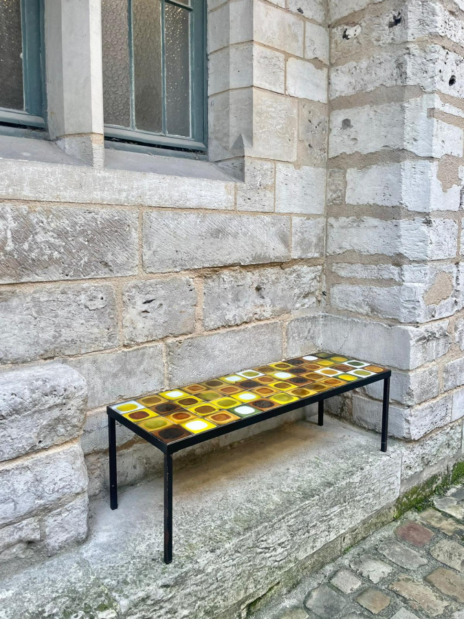 Table basse de Roger Capron modèle Planète