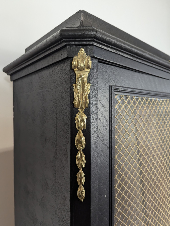 Vtrine bibliothèque en bois noircie époque Napoléon III