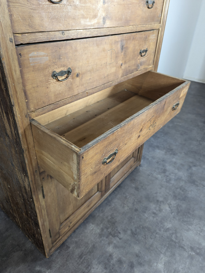 Meuble de métier chiffonier en sapin