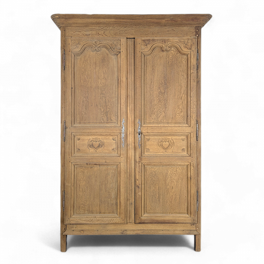 Armoire Néo Rustique en chêne décapé