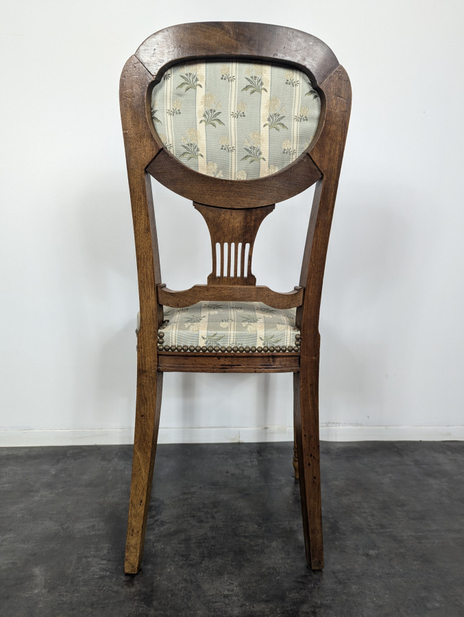 Série de 8 chaises de style Louis XVI
