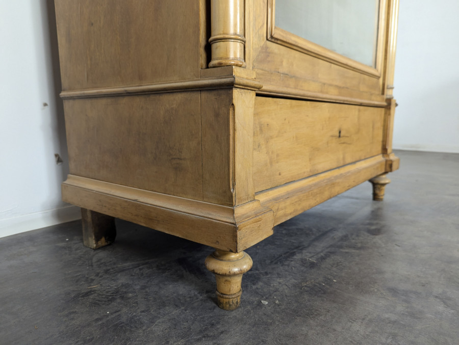 Armoire à glace époque Napoléon III en Poirier