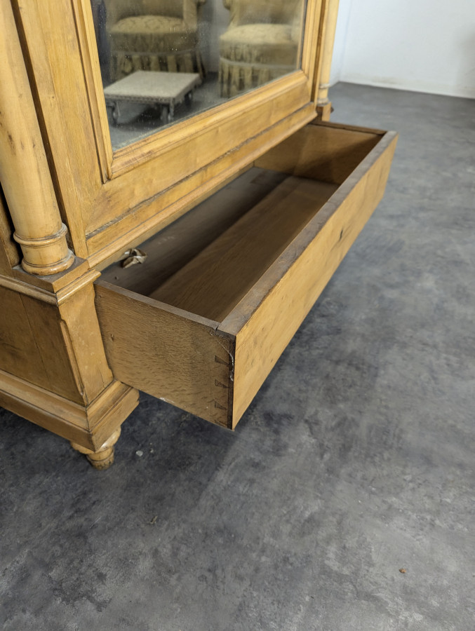 Armoire à glace époque Napoléon III en Poirier
