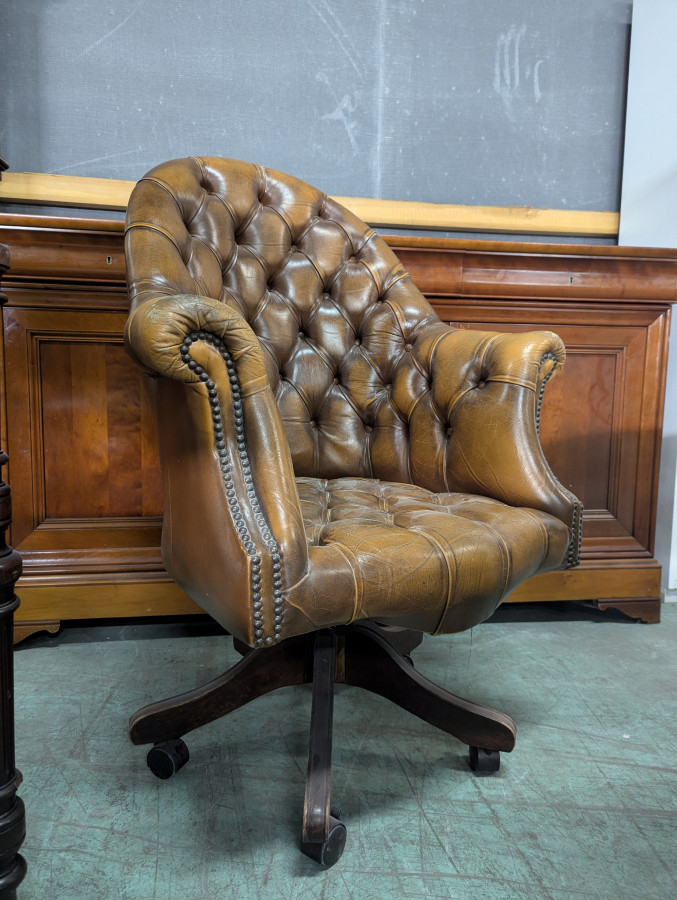 Fauteuil de bureau chesterfield